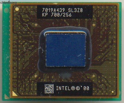 Intel Pentium III Mobile KP 700/256 SL3Z8