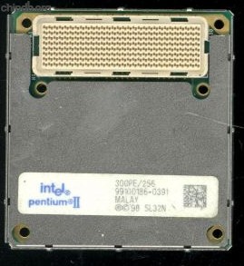 Intel Pentium II Mobile 300PE/256 SL32N